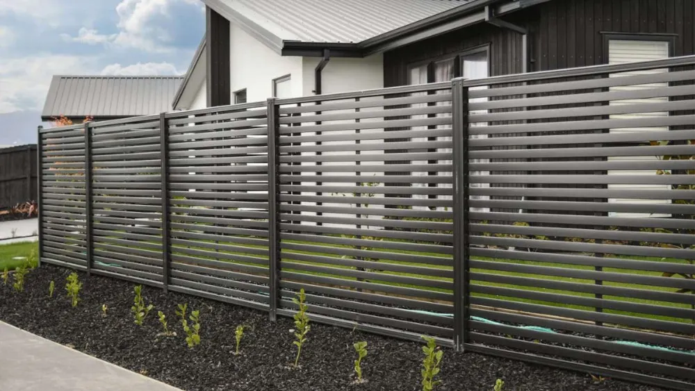 Horizontal Bar Fence