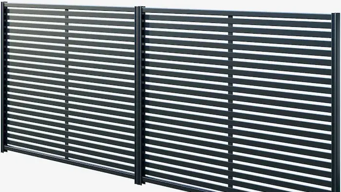 Horizontal Slat Fencing