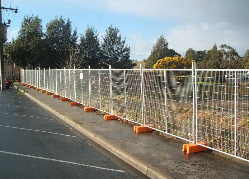 timber fencing auckland