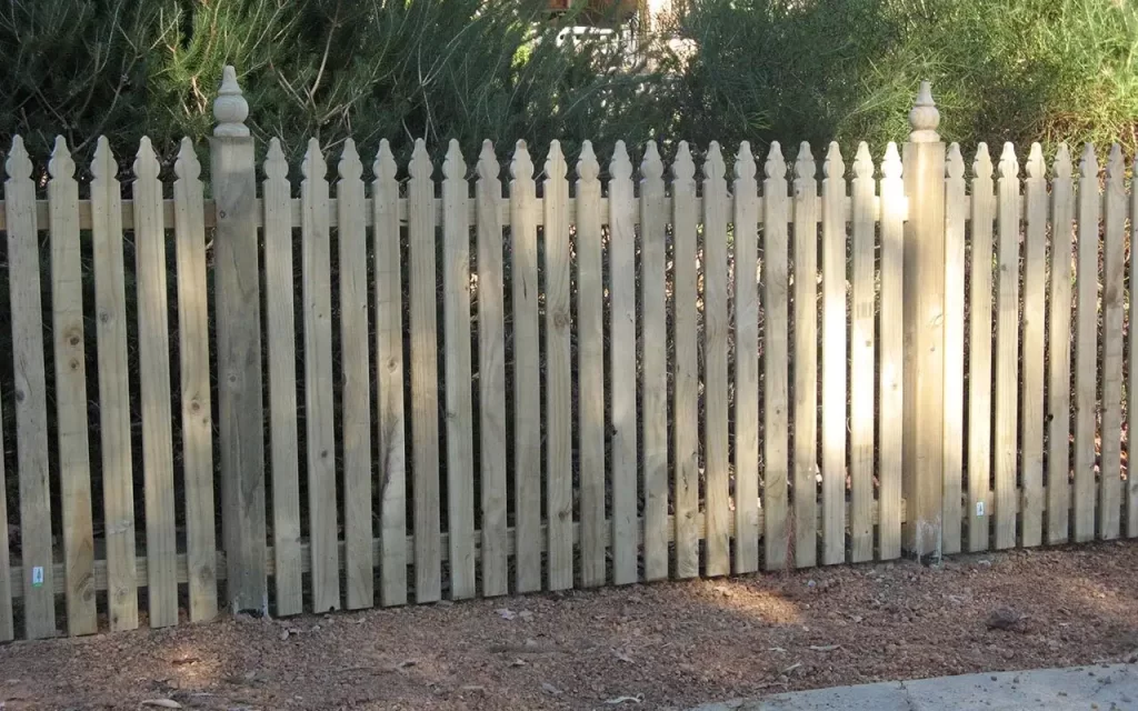 Colonial Fences